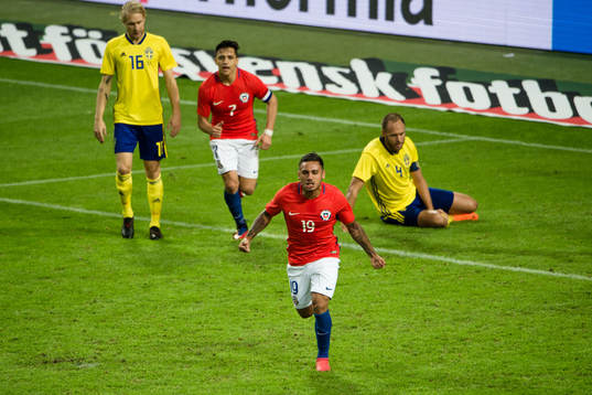 Chiles Marcos Bolados jublar efter 1-2
