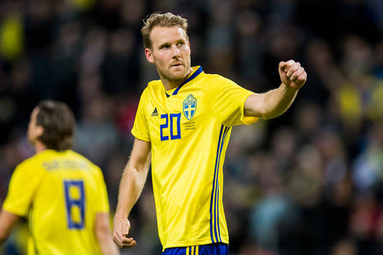 Sveriges Ola Toivonen jublar