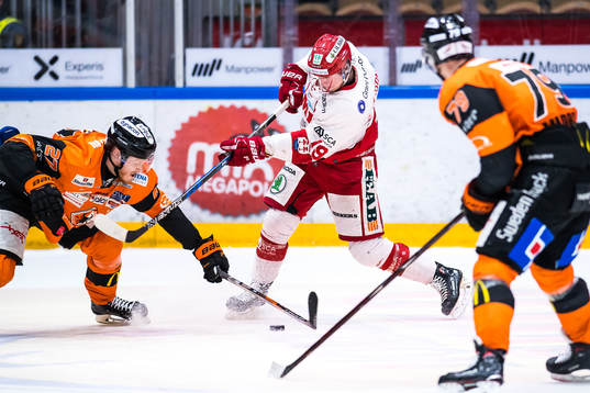 Karlskronas Henrik Nilsson , Timrås Erik Karlsson och