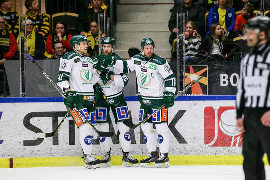 Färjestads Ilari Melart , Per Åslund och Alexander