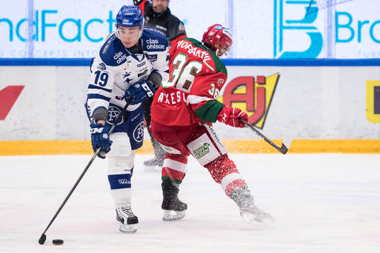 Leksands Tobias Forsberg och Moras Jason Akeson   i