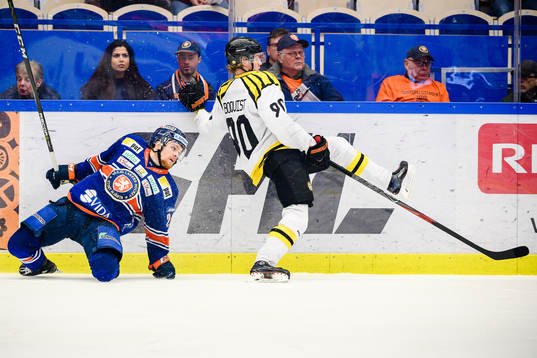 Växjös Brendan Shinnimin faller