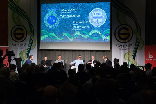 Gefles tränare Johan Mjällby och spelare Piotr Johansson