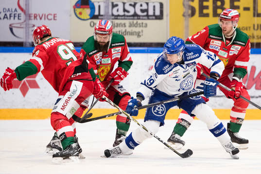 Moras David Kase, Steven Seigo och Brandon Gormley