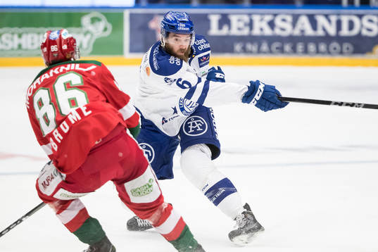 Leksands Austin Madaisky och Moras Mathias Bromé  i