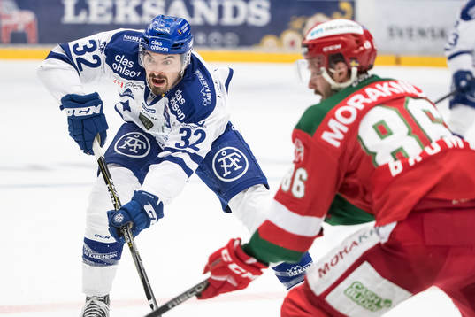 Leksands Patrick McNally  i ishockeymatchen i direktkvalet