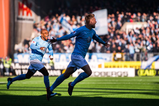 Malmö FFs Mattias Svanberg jublar efter 0-1