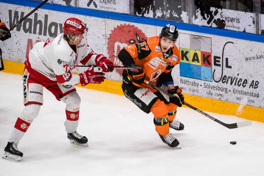 Timrås Marcus Hardegård och Karlskronas Konstantin Komarek