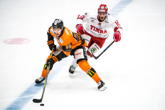 Karlskronas Carl Persson  och Timrås Johan Persson