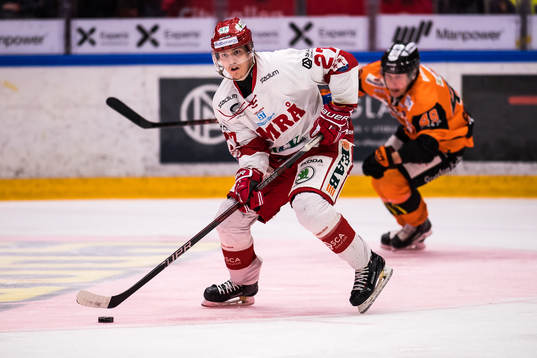 Timrås Johannes Kinnvall  och Karlskronas Filip Cruseman