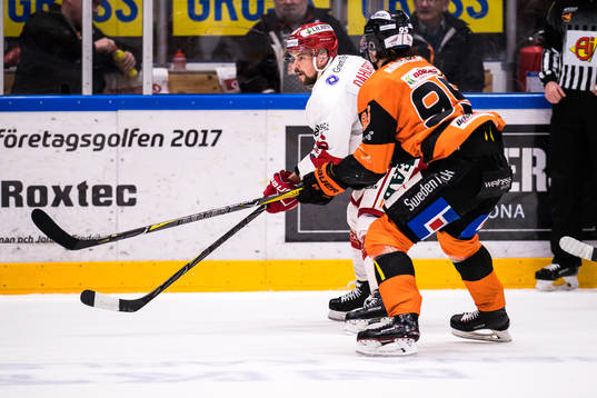 Timrås Jesper Dahlroth och Karlskronas Carl Persson