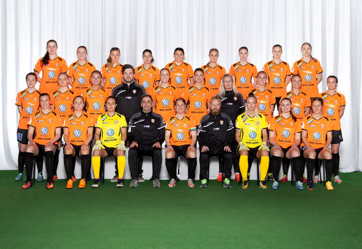  Ella Smith Ygfeldt, Andrea Thorisson Diaz, Isabell Esser, Hanna Boubezari, Rebecca Cameras, Ella Wallfur Skiljic, Ebba Ranieli, Melissa Davin, Moa Jarl. Mittenledet från vänster: Anna Norheim, Klara Andrup, Klara Rybrink, videoanalytiker Carl Söderlund, Ida Pettersson, Saga Ollerstam, målvaktstränare Deborah Haugaard, Sara Källman, Maja Henriksson, Sara Nilsson. Sittande från vänster: Ebba Handfast, Karin Lundin, Karolina Búcaro Stenman, huvudtränare Jamal El Moussaoui, Nellie Persson, assisterande tränare Robert Sjökvist, Fanny Lund, Lina Gerhardsson, Emma Kullberg.