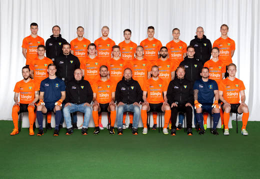  Astrit Seljmani, fystränare  Zoltan Gremsperger, Andreas Åkerlund, Hugo Barsne, Omar Hamid, Dino Mesic, André Johansson, Massör Anders Arnslätt, Tobias Karlsson. Mittenledet från vänster: Niclas Lundberg, målvaktstränare Patrik Behm Fransson, Ludvig Bergman, Adrian Podsiadly, Oscar Ahlgren, Mohammed Ali Dhaini, Robin Lindroos, Ruben Grönevik. Sittande från vänster: Cristopher Nilsson, Philip Mårtensson, lagledare Mats Holken Holgersson, Niklas Nilsson, tränare Richard Ringhov, Daniel Hidefält Thulin, tränare Magnus Nilsson, Gustav Sjöberg, Adam Olofsson.