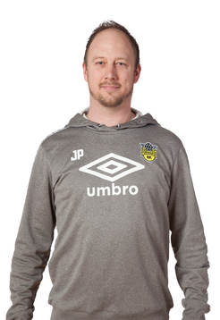 BK Forwards målvaktstränare Jonas Persson poserar för ett porträtt den 4 april 2018 i Örebro.