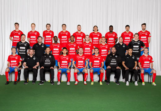  Samuel Kroon, Linus Pettersson-Parnevik, Kevin Berg, Fredrik Holster, Oscar Karlsson, Enis Ahmetovic, Christian Kouakou, Alen Ahmetovic, Joakim Juhlin. Mittenledet från vänster: Edvard Setterberg, lagledare Magnus Andersson, Tidjani Diawara, Jonathan Grant, Oskar Wickman, Pontus Nordenberg, massör Jesper Kedén, Gustaf Halvardson. Sittande från vänster: Marcus Burman, materialare Jonas Frank, tränare Brian Clarhaut, Ryo Fujii, Suad Gruda, Lennart Johansson, tränare Robert Andersson, ledare Mustafa Hashimi, Noi Olafsson.
