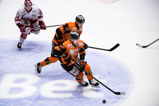 Karlskronas Konstantin Komarek  och Joel Kellman