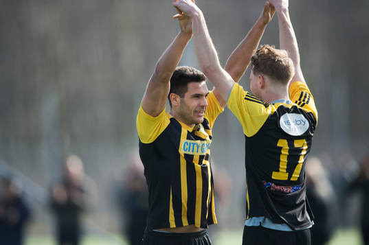 IFK Hässleholms Filip Ranmo har gjort mål och jublar tillsammans med Tommy Filipovic i matchen i div 2 Östra Götaland mellan IFK Hässleholm och Lindsdal i Hässleholm 7 april 2018.  