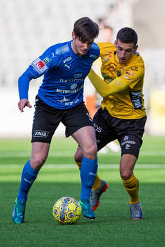 Halmstads Jonathan Svedberg och Elfsborgs Arian Kabashi