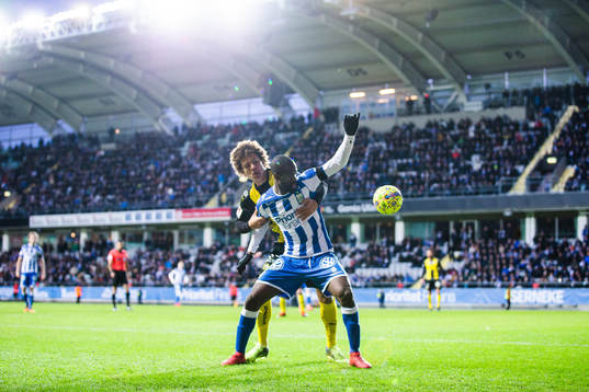 Hammarbys Neto Borges och IFK Göteborgs Vajebah Kaliefah