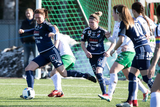 Kvarnsvedens  Agnes Dahlström och Michaela Hermansson  i