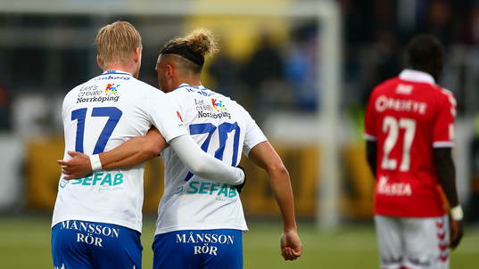 Norrköpings Kalle Holmberg och Alexander Jakobsen jublar