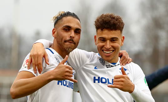 Norrköpings Alexander Jakobsen och Jordan Larsson jublar