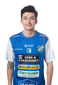 Oddevolds Imer Beqiri poserar för ett porträtt den 15 april 2018 i Uddevalla.