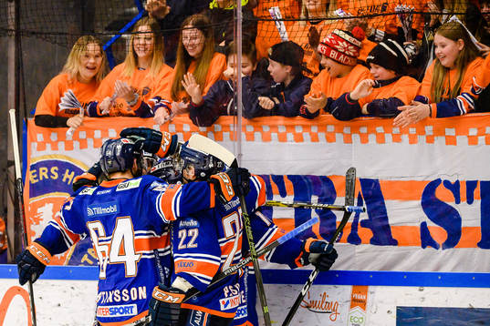 Växjös spelare jublar