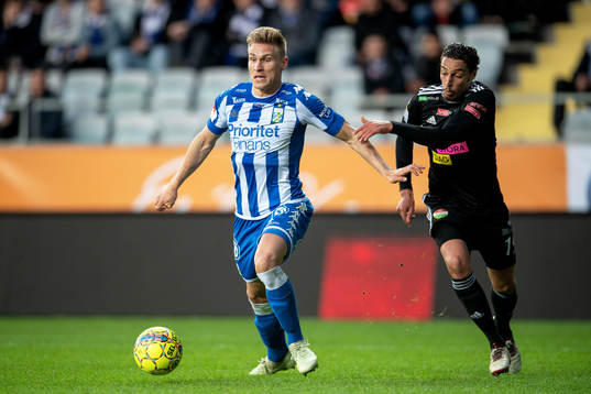 IFK Göteborgs Carl Starfelt och Dalkurds Alex DeJohn
