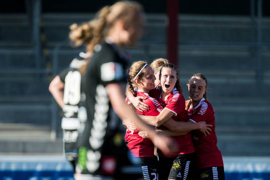  Limhamn Bunkeflos spelare jublar efter 2-2