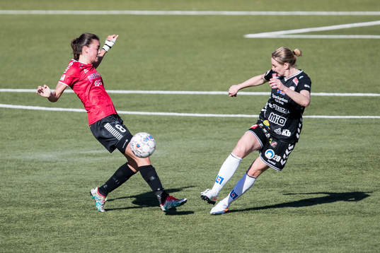 Limhamn Bunkeflos Anna Welin och Kristianstads Mia Carlsson