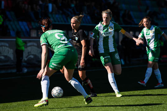Göteborgs Emma Koivisto och Hammarbys Olga Ekblom