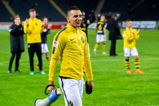 s Nabil Bahoui jublar