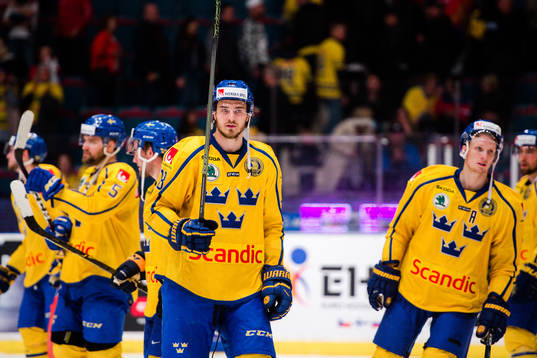 Sveriges Dennis Everberg jublar