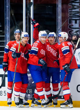 Anders Bastiansen of Norway celebrates with teammate Eirik