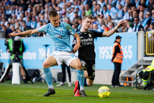 Malmö FFs Mattias Svanberg och IFK Göteborgs Victor