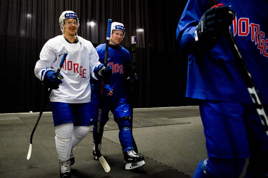 Niklas Roest and Mathis Olimb of Norway
