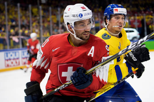 Schweiz Joel Roman och Sveriges Rickard Rakell