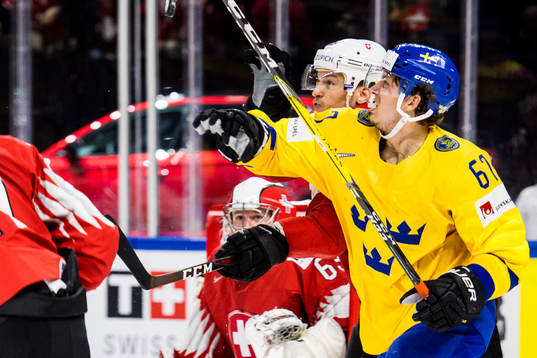 Sveriges Rickard Rakell och Schweiz Sven Andrighetto