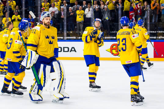 Sveriges målvakt Anders Nilsson och Magnus