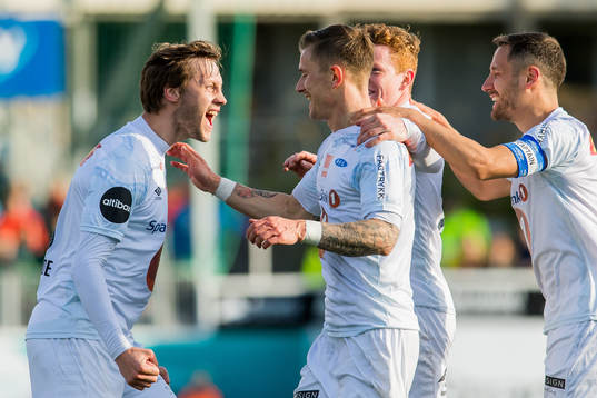 Erik Tønne of Ranheim celebrates with his teammates