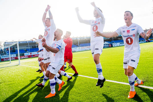 Erik Tønne, Mads Reginiussen, Daniel Kvande and Andreas Helmersen of Ranheim celebrate