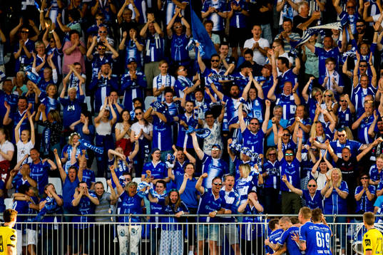 Players of Sarpsborg 08 celebrate 3-0