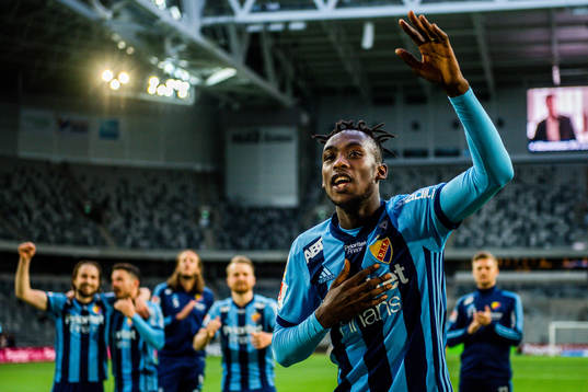 Djurgårdens Philana Tinotenda Kadewere jublar