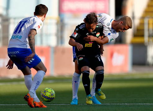 Dalkurds Yukiya Sugita  och Norrköpings Filip Dagerstål