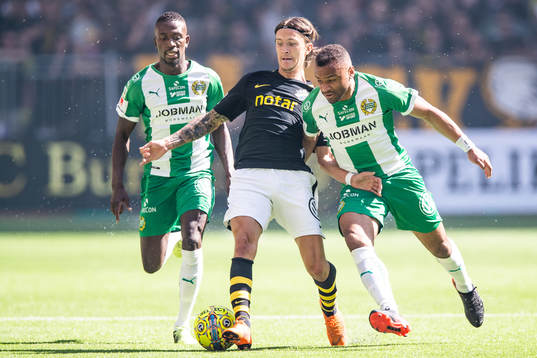 s Kristoffer Olsson mot Hammarbys Pa Amat Dibba samt