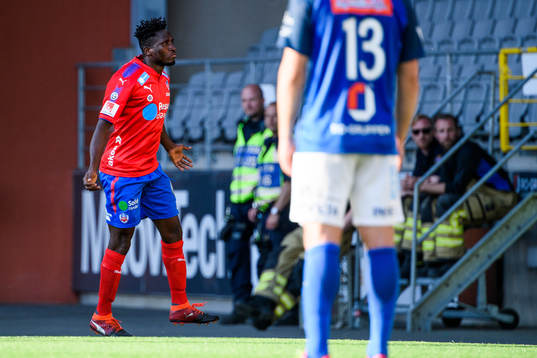 Helsingborgs Mamudu Moro jublar efter att gjort 0-1
