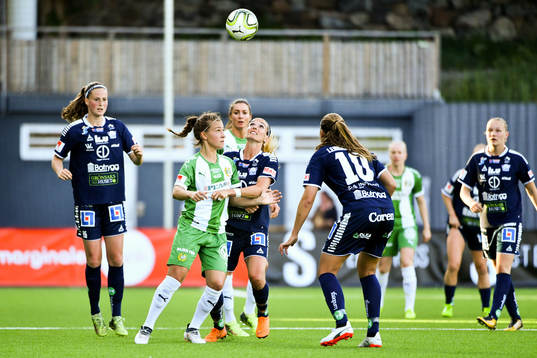 Hammarbys Madeleine Tegström och Linköpings Kosovare