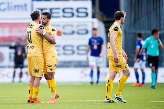 José Ángel and Isidoro of Bodø/Glimt celebrate the 3-0 goal