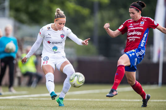 Rosengårds Sanne Troelsgaard Nielsen och Vittsjös Calara Markstedt